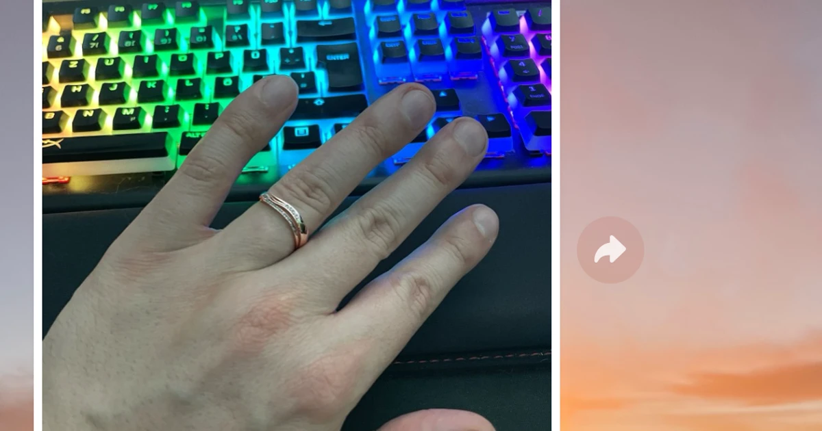 Plötzlich hat er einen Ring am Finger