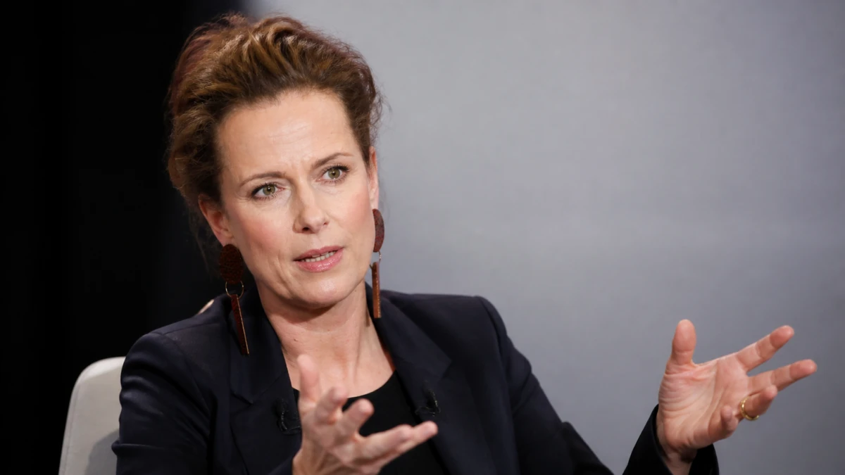 "Fatale Entscheidung": Polizeiruf-Star Claudia Michelsen attackiert MDR-Sparkurs