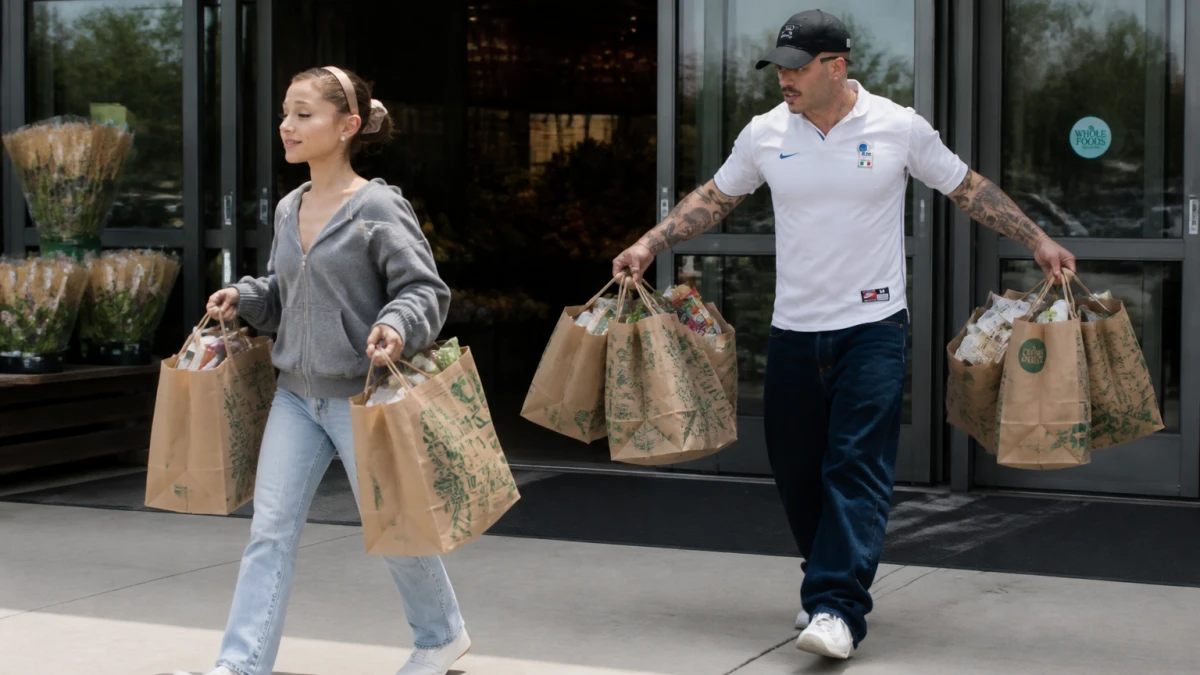 Körpersprache-Expertin entlarvt: Ariana Grandes Shopping-Trip mit Ex war reine Show