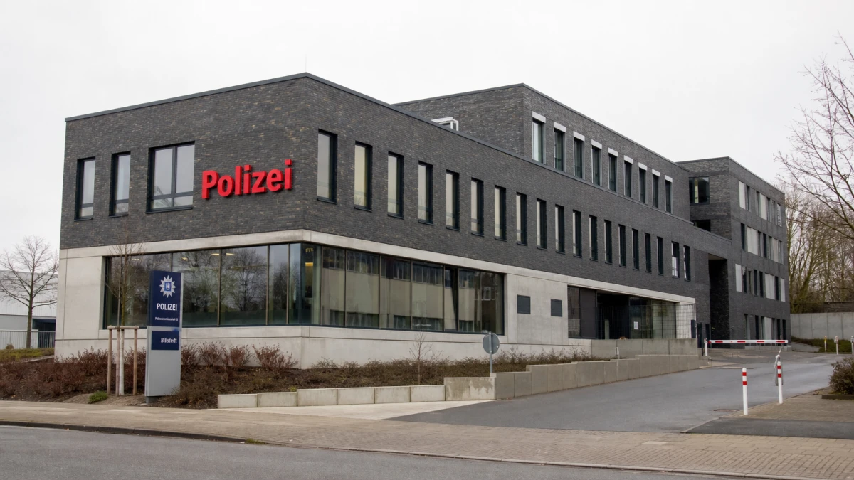 113 Minuten fixiert auf hartem Tisch: Nationale Stelle rügt Hamburger Polizei