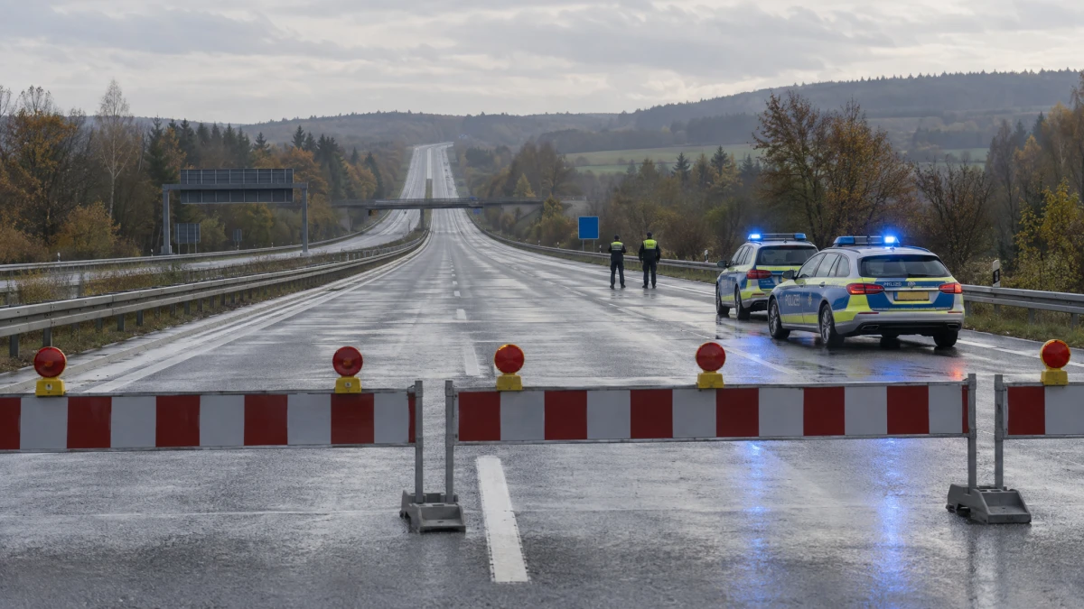Radfahrerin stirbt auf der A66 – Polizei zählt 14 Fahrzeuge