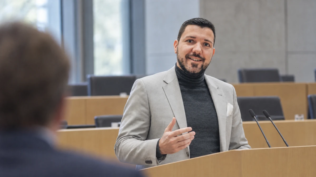 Rausch wird erster AfD-Landtagspräsident in Sachsen-Anhalt