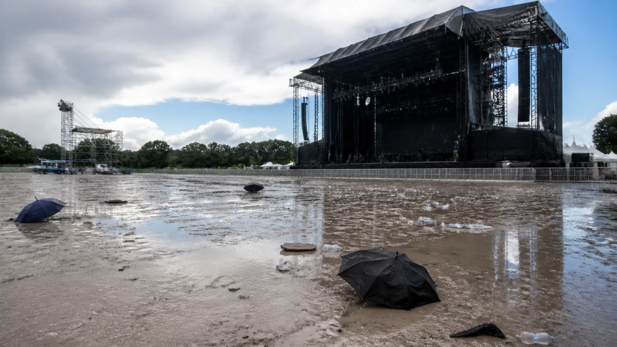 80.000 Fans evakuiert: Bad-Bunny-Konzert nach Hagelsturm abgesagt – keine Ersatzshow