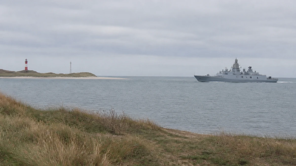 Russische Fregatte mit Hyperschallraketen kreuzt vor Fehmarn