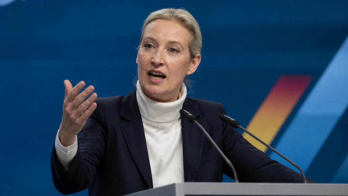 Weidel proklamiert Siegmund zum ersten AfD-Ministerpräsidenten